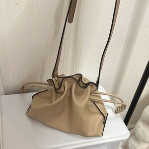 Elegant Beige Leather Women's Drawstring Flamenco Pouch Shoulder Bag